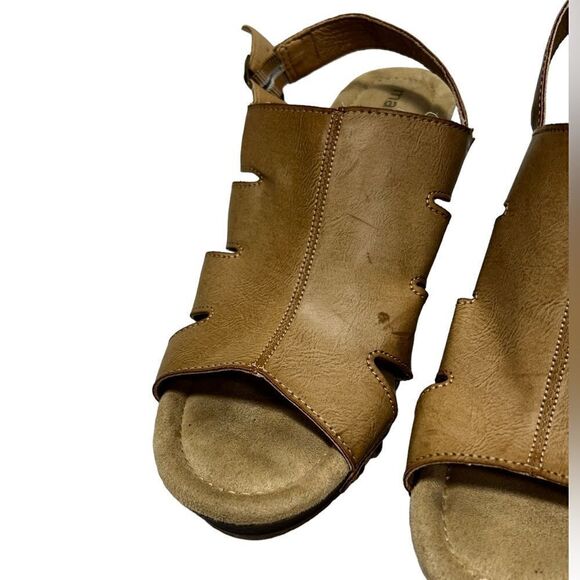 Maurice’s Eden Tan Faux Leather Open Toe Block Heels Sandals 7.5 Cutout Vegan - Picture 4 of 10